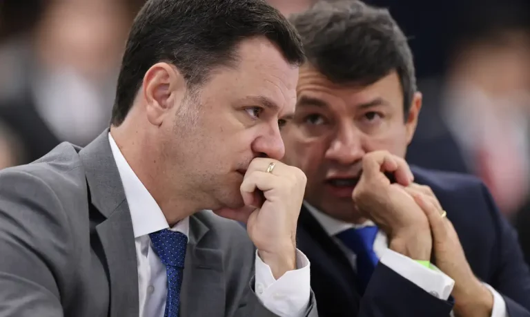 Fux vota pela absolvição total do ex-ministro Anderson Torres