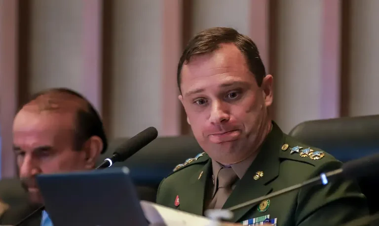 STF garante liberdade a Cid por delação premiada