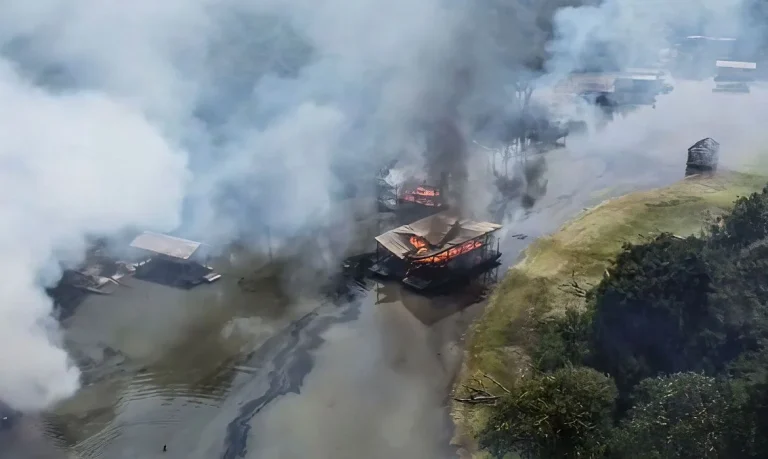Explosões de balsas no Madeira são aporofobia ao ribeirinho e higienização regional, diz DPE ao STJ
