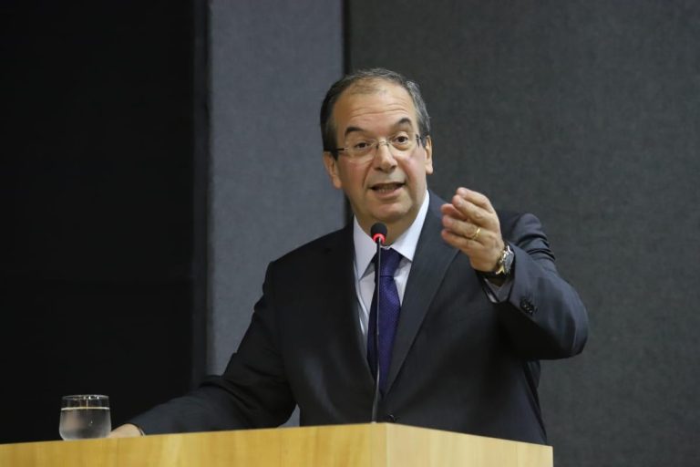 Não cabe agravo de instrumento contra autorização de produção de prova, diz STJ