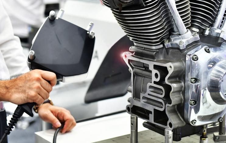 Aptidão no momento da dispensa não afasta direito de auxiliar industriário à estabilidade