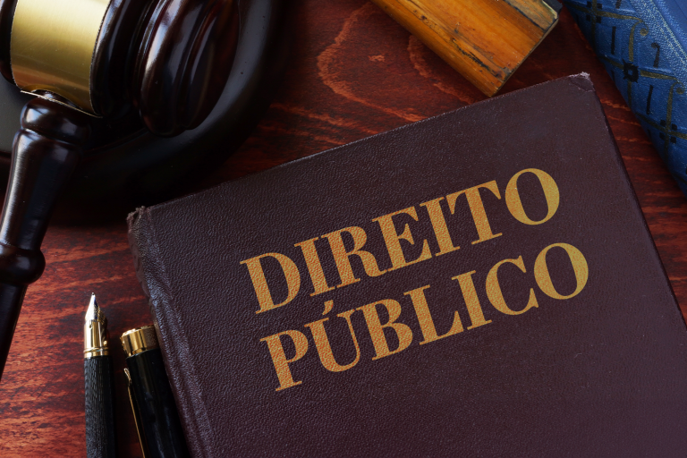 TJSP valida impedimento de recontratação de professor temporário demitido por má conduta