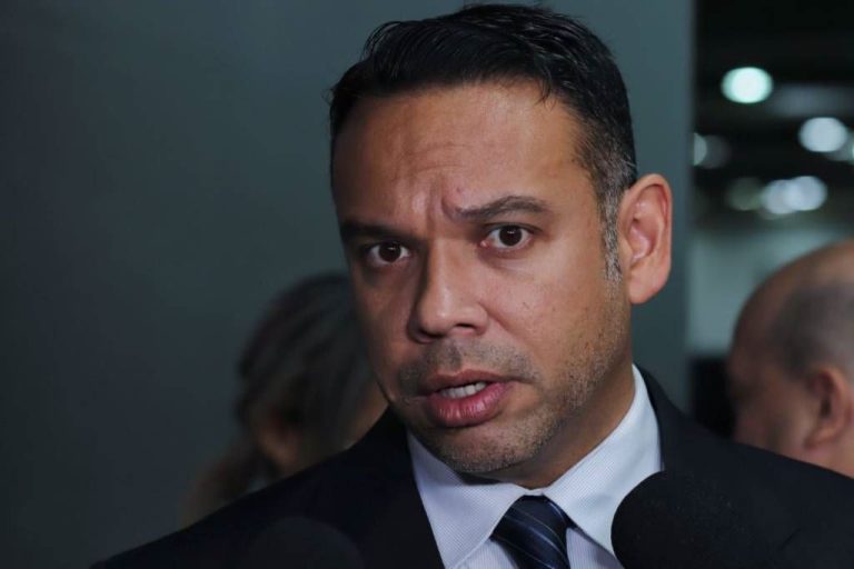 TJAM conclui PAD e aplica aposentadoria compulsória a juiz por violação de deveres da magistratura