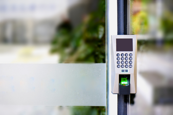 TST valida indenização a porteiros dispensados por instalação de portarias virtuais