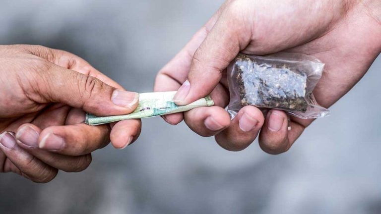 O privilégio no tráfico não comporta exame por habeas corpus, fixa Justiça