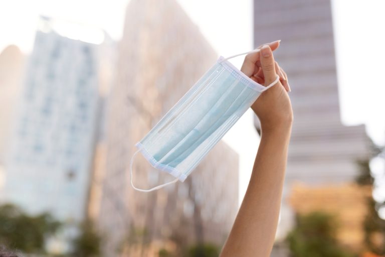 Sem empecilho: Morte de profissional da saúde com origem na pandemia é indenizável por direito autoaplicável