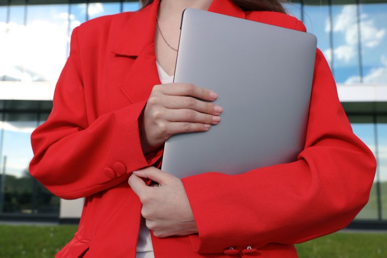 Juiz reconhece que valores de bolsa de estágio bloqueados em execução trabalhista são impenhoráveis