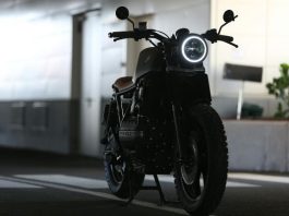 Homem é condenado a indenizar vendedora após não transferir titularidade de moto usada em infração ambiental