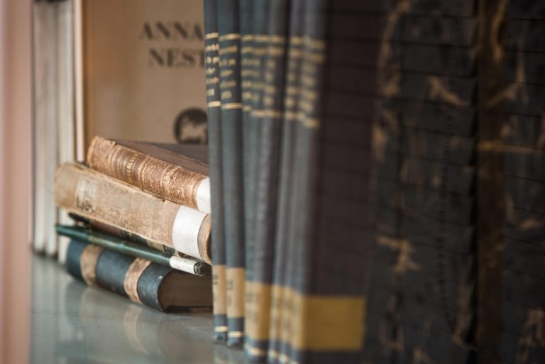 Cumprimento de liminar não encerra processo