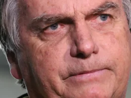 Moraes nega recurso de Bolsonaro contra condenação por trama golpista