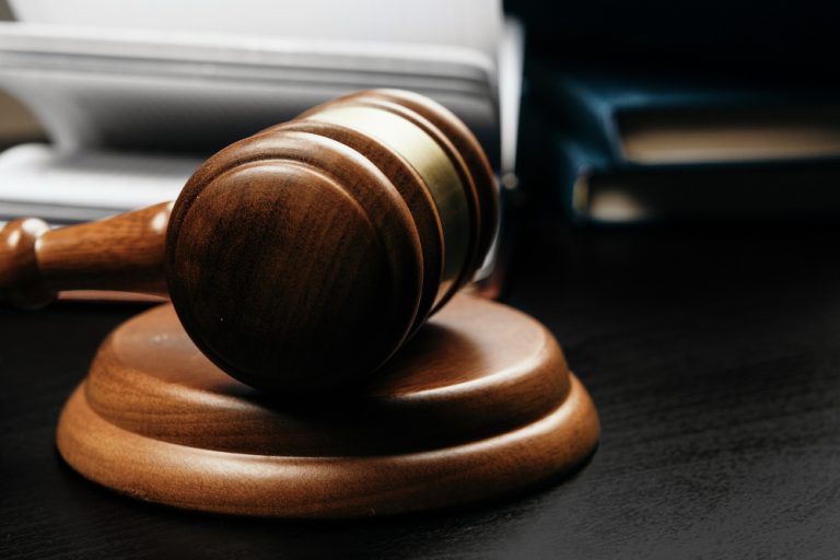 Bom senso: burocracia não pode punir empreendedor, mas  também não afasta poder de polícia