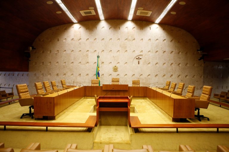 STF declara constitucional pena de disponibilidade aplicada a magistrados