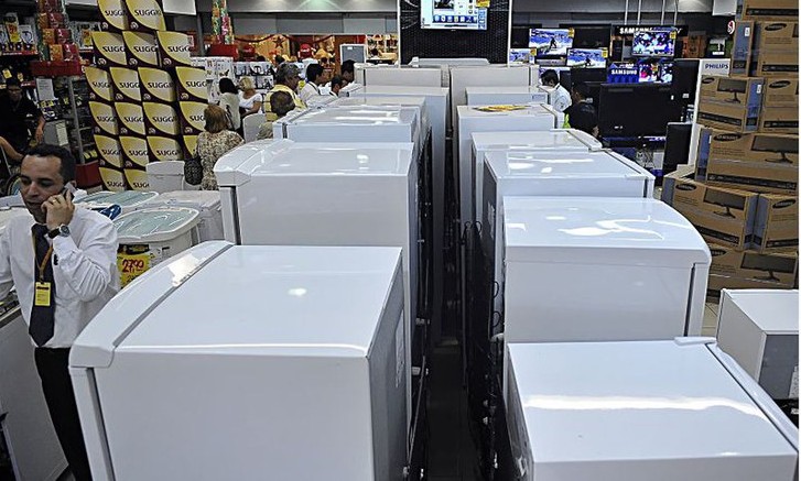 Vendedor de rede varejista receberá diferenças de comissões por vendas a prazo