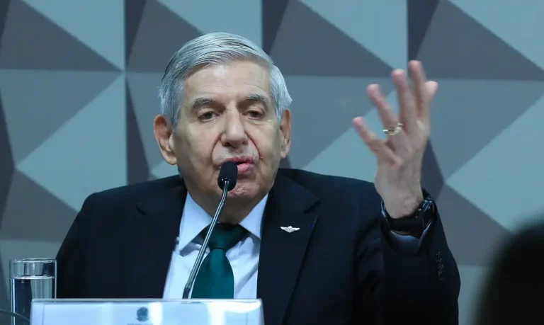 PF pede mais tempo para concluir perícia de Augusto Heleno