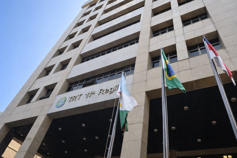 TRT-11: omissão sobre incompetência não suprida nos embargos leva negativa de jurisdição ao TST