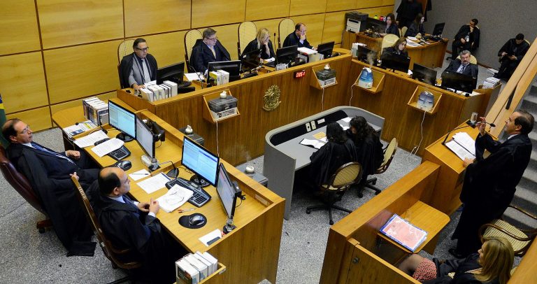 STJ: cessão de quotas só produz efeitos perante terceiros após averbação na Junta Comercial