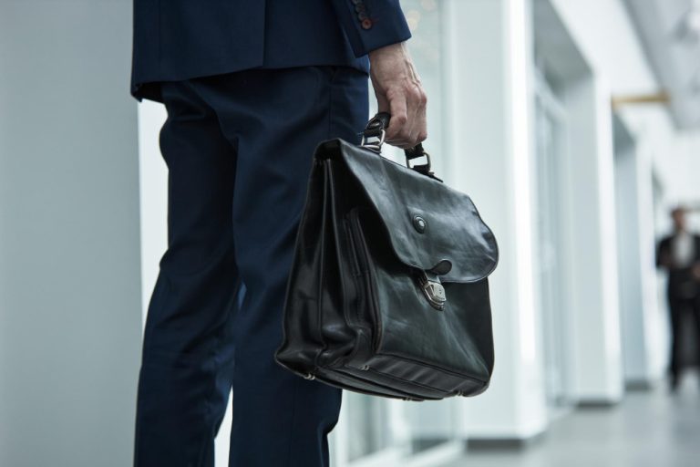 TJAM divulga novos editais para cadastro e credenciamento de advogados dativos