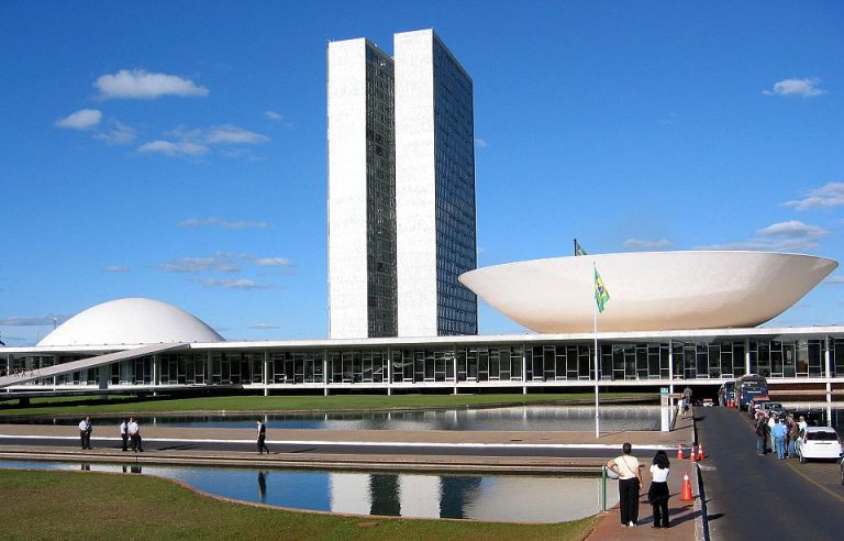 PF faz operação sobre desvio de emendas com foco em deputado