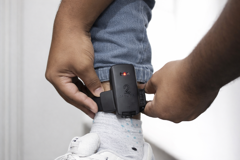 TRF1: Dispensa de controle eletrônico em regime aberto é incompatível com falta de prova de residência