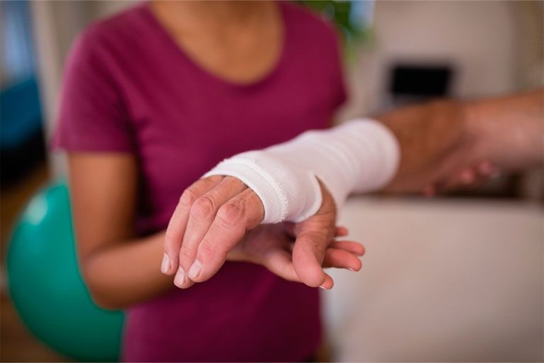 TJMG mantém condenação de concessionária por acidente decorrente de vazamento de água