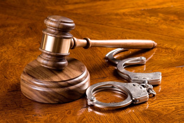 Tem que provar o dolo: Justiça inocenta pai acusado de injúria por orientação sexual