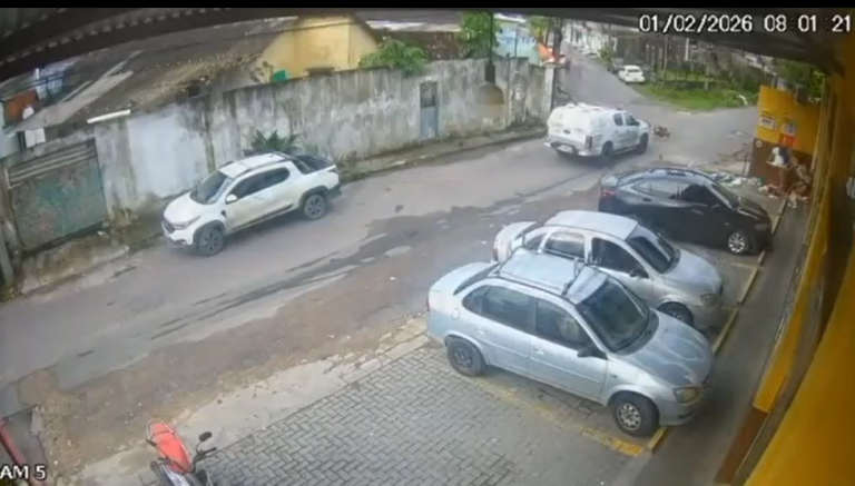 Policial é preso preventivamente por atropelamento de cães com viatura em Manaus