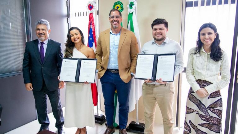 DPE-AM amplia quadro efetivo com posse de novos servidores em Manaus e Manaquiri