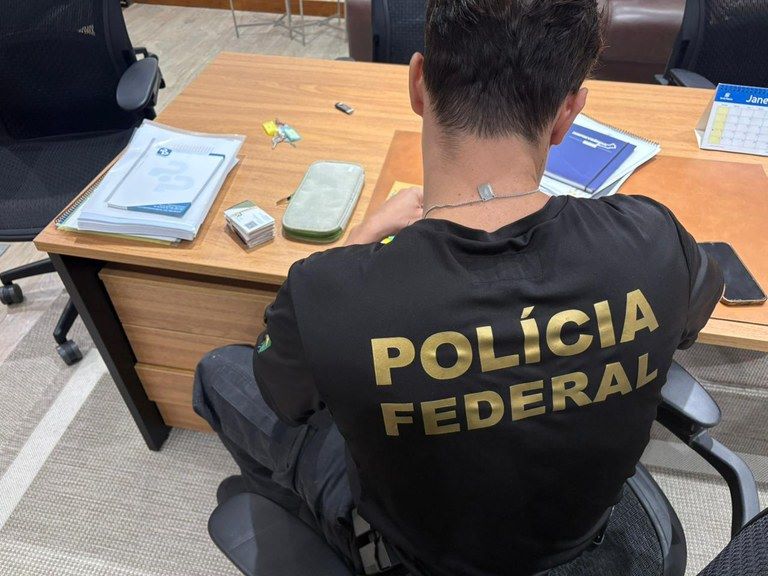 Operação Anomalia: PF mira grupo formado por policiais civis e operadores financeiros