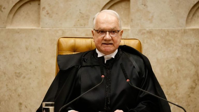 STF adere a pacto nacional com os Três Poderes para enfrentamento ao feminicídio