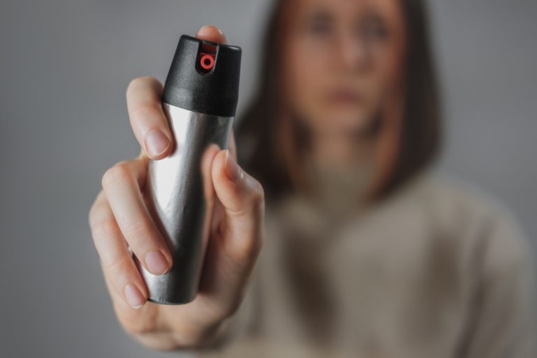 Câmara aprova venda de spray de pimenta para autodefesa pelas mulheres