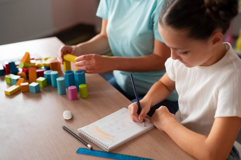 Justiça de Minas condena escola por falha em acompanhar criança autista