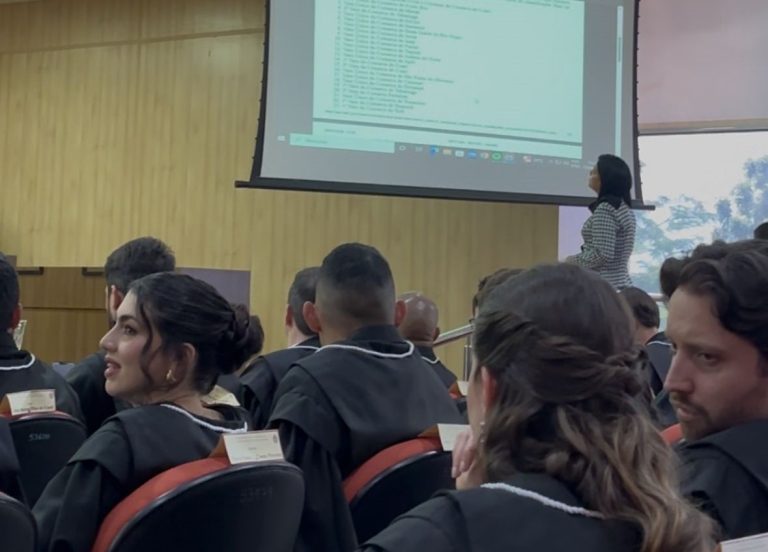 Recém-empossados, juízes do TJAM escolhem comarcas para atuação após curso de formação