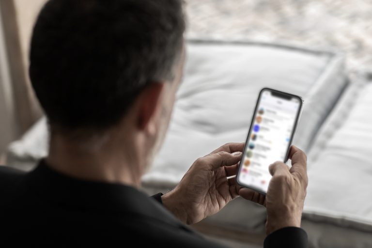 Homem é condenado por enaltecer Hitler em publicação de grupo aberto no Telegram