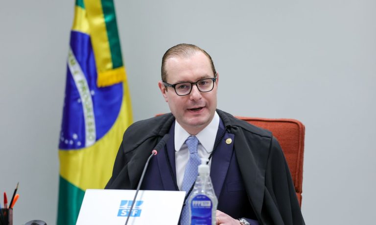 Zanin decide que STF vai julgar caso de venda de sentenças no STJ