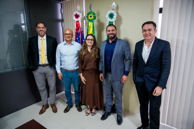Novos servidores tomam posse na Defensoria Pública do Amazonas