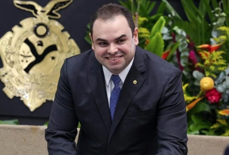 ALEAM: Eleição indireta confirma Roberto Cidade no governo do Amazonas