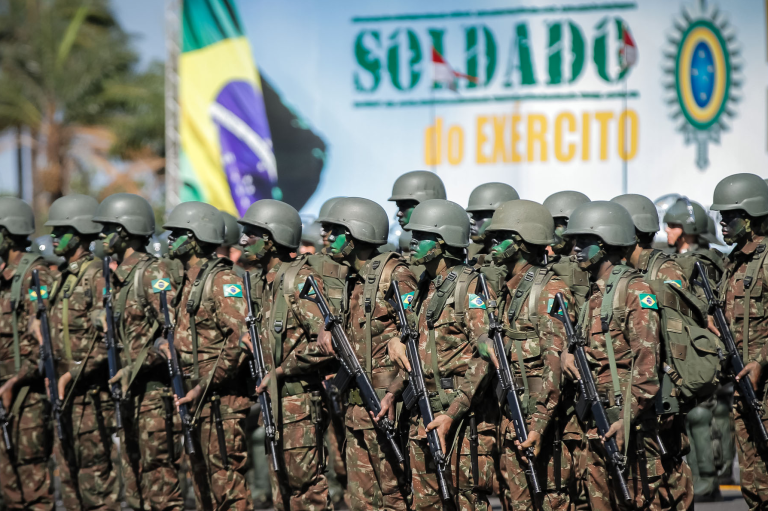 Vídeos de agressões a recrutas embasam condenação confirmada pelo STM