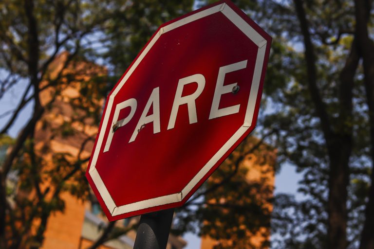 TJSP confirma indenização a familiares de motociclista morto após colisão com ônibus
