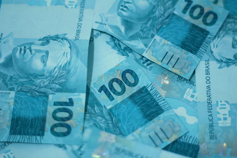 Seguro vinculado ao CPF sem autorização gera condenação de Bemol e seguradora