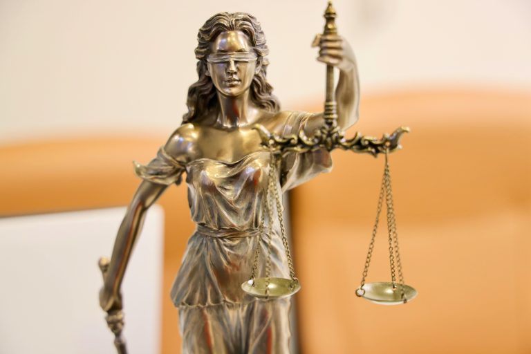Precisa fazer o mínimo: Rever condenação sem provar que o processo terminou é inviável