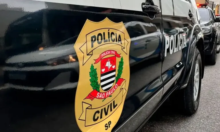 Operação em SP investiga ONG da produtora do filme sobre Bolsonaro