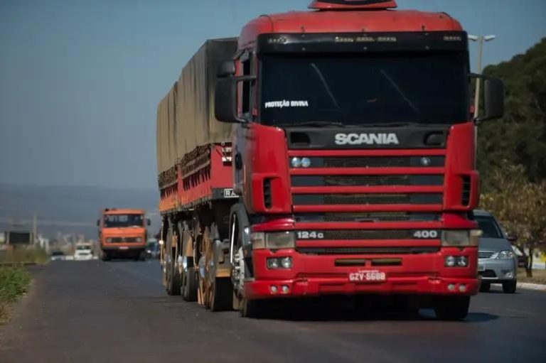 Motorista receberá horas extras por supressão de pausa prevista no Código de Trânsito