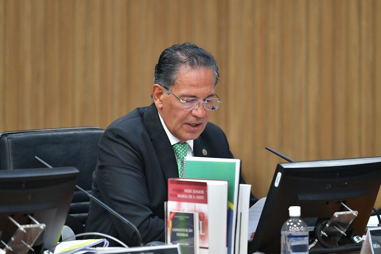 Inventário extrajudicial dispensa antecipação do pagamento de ITCMD