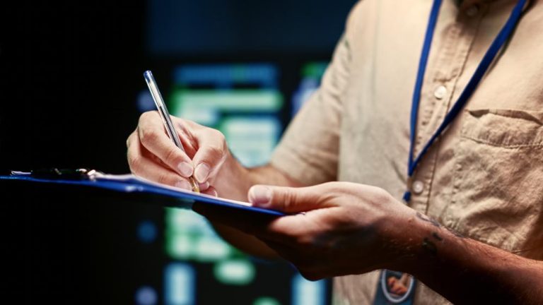 Indústria consegue validade de contrato de experiência com renovação automática