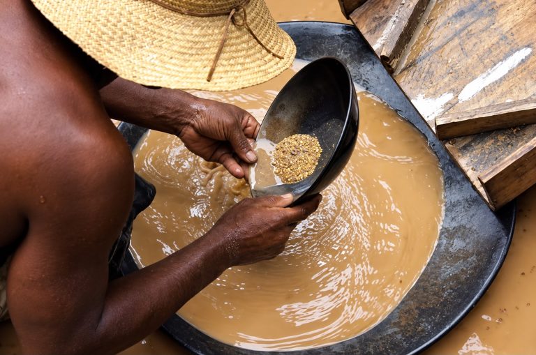 ANM terá de explicar à Justiça suspeitas de fraudes em permissões de garimpo na Amazônia