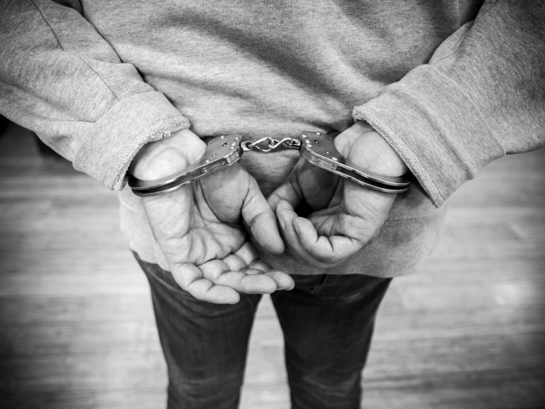 Homem que matou companheira por não aceitar término é condenado a 30 anos
